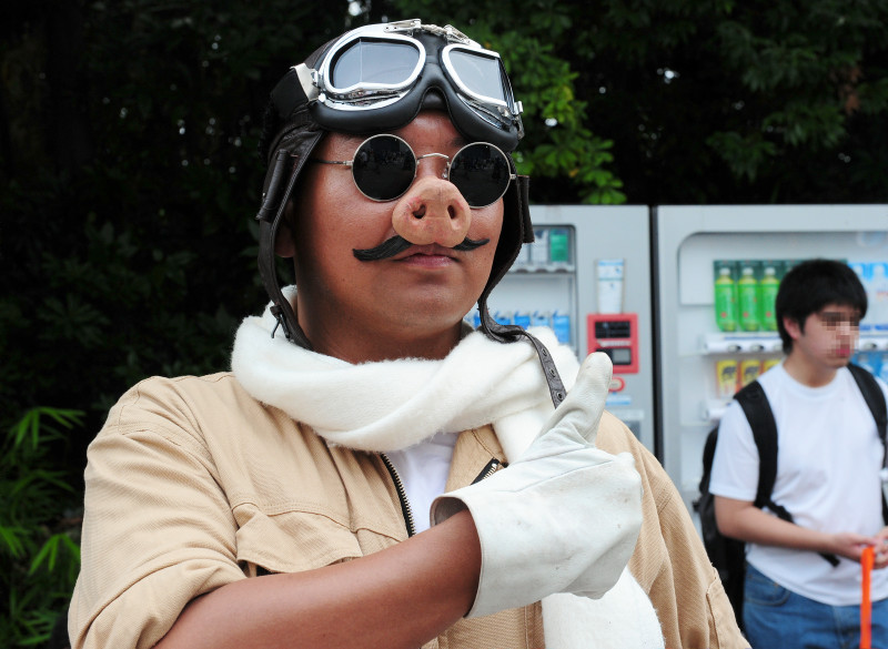 Illustration for article titled From Creepy to Cute, Cosplay at Wonder Festival